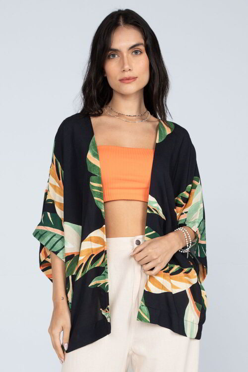 Kimono feminino shop floral curto