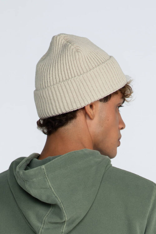 Alternative view of Gorro liso