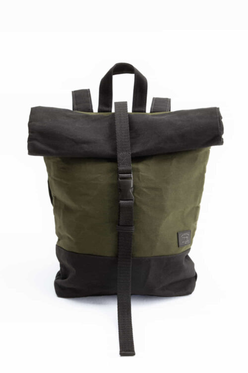 mochila preta 319SS25359 1