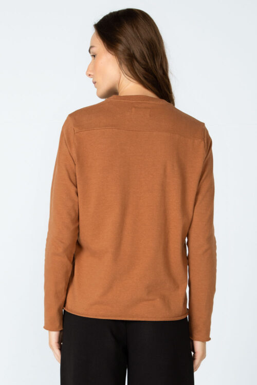 Blusa Camel 105FW25020 4