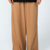 Calça pantalona estonada
