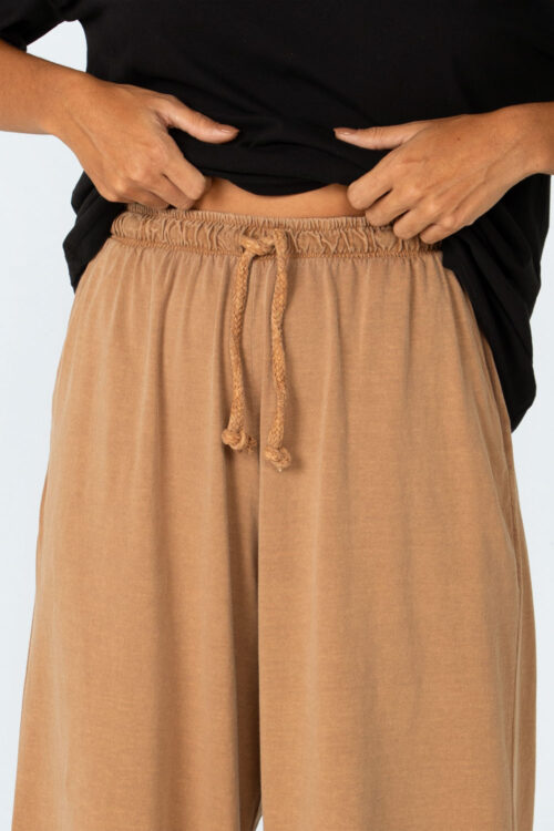 Calca Camel 110FW25060 3