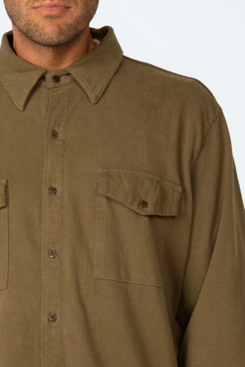 Camisa Verde musgo 206FW25131 5