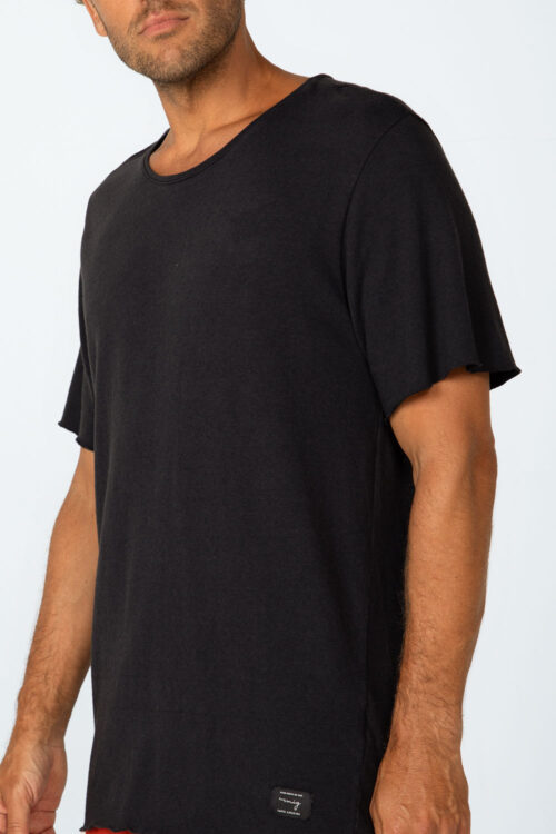Camiseta Preta 201FW25219 3