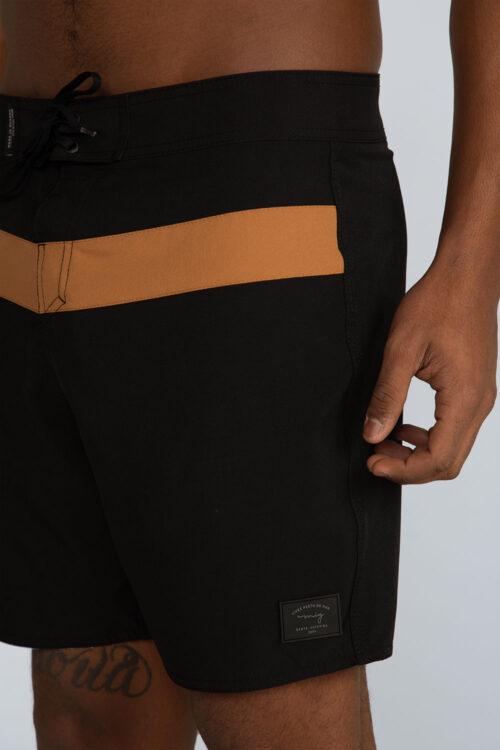 Boardshorts recorte central Boardshorts Preto 212SS26291 6