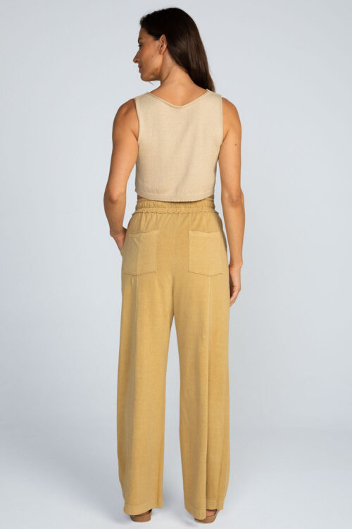 Calça em malha estonada Calca Mostarda 110SS26055 5