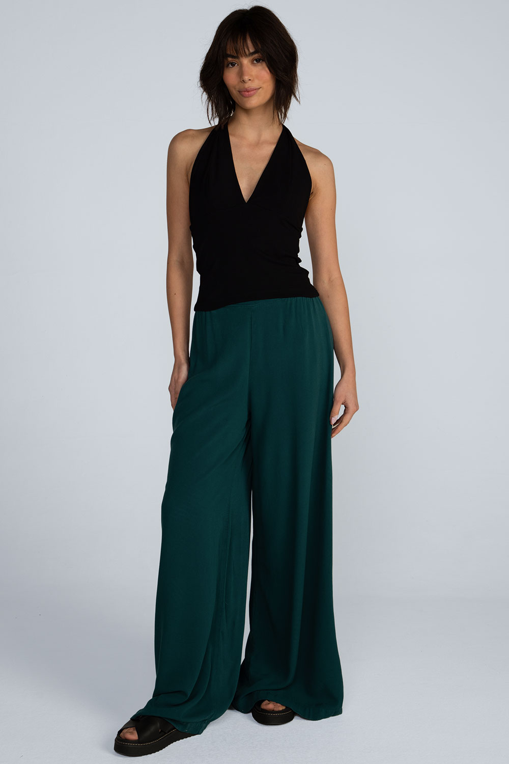 Calça pantalona lisa Calça pantalona lisa - Imagem 2