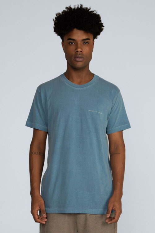 Camiseta Assinatura