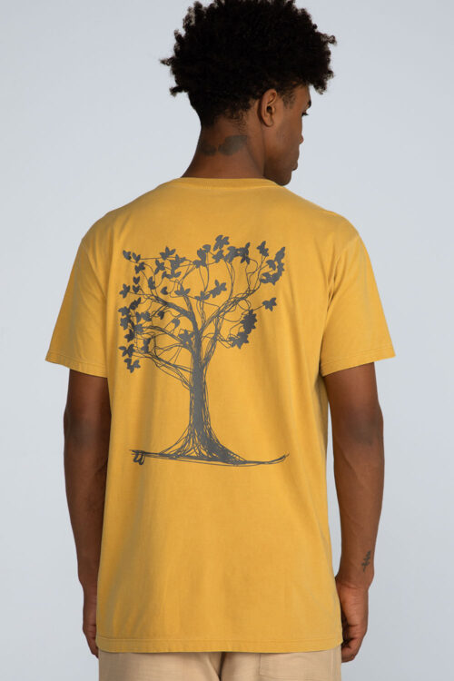 Camiseta árvore