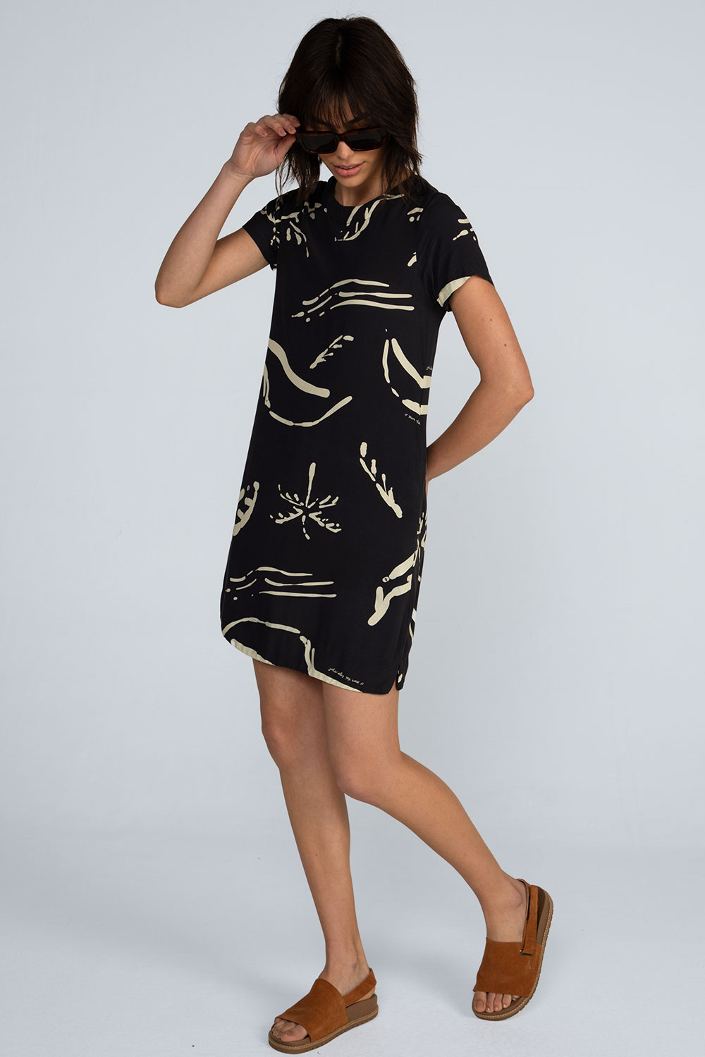 Vestido curto estampado Vestido curto estampado - Imagem 2