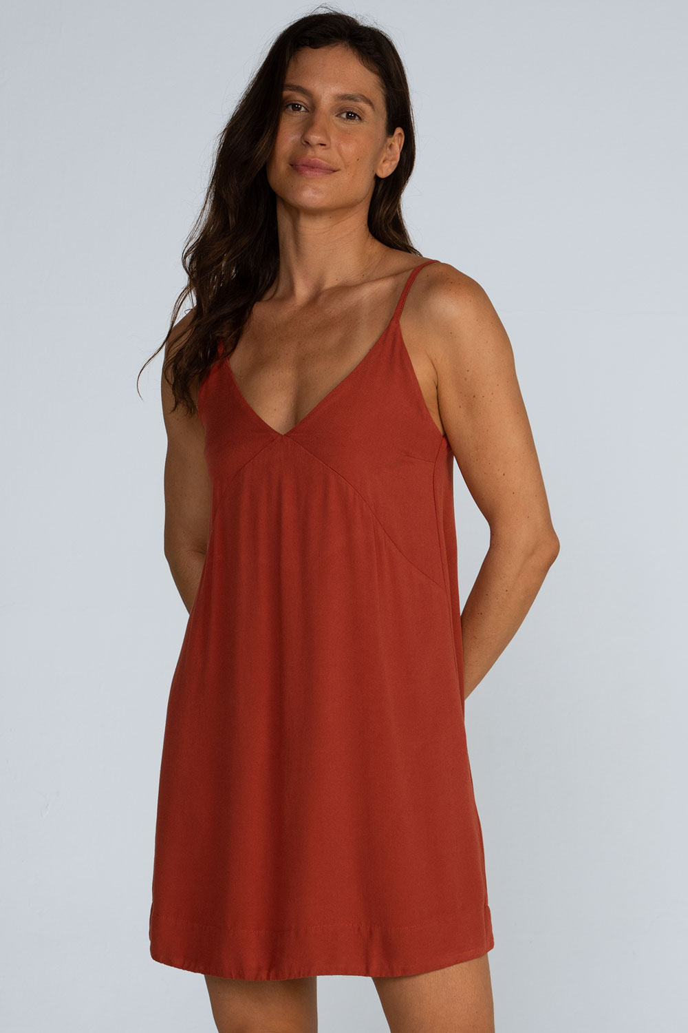 Vestido curto liso alças Vestido curto liso alças