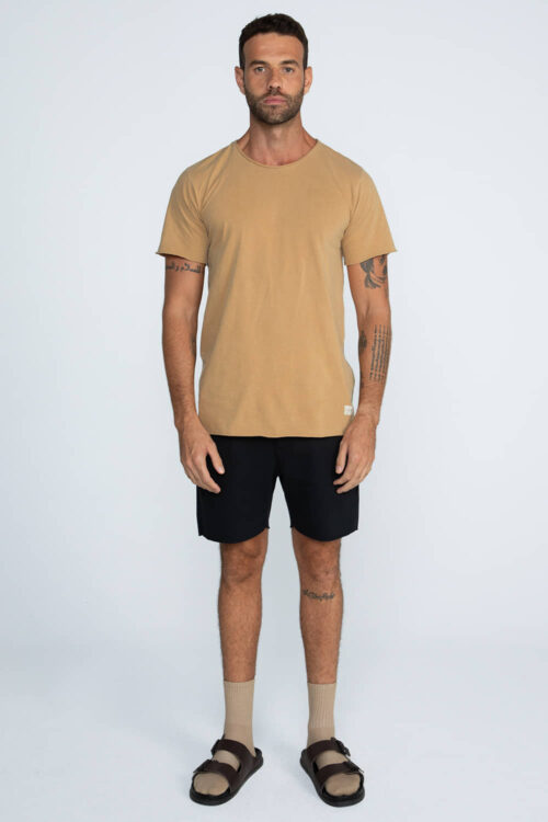 Alternative view of Bermuda malhão desfibrado