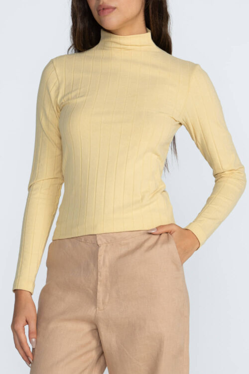 Blusa Manteiga 105FW26020 3