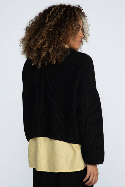 Blusa Preta 120FW26097 4