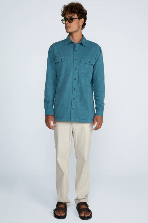 Alternative view of Camisa sarja