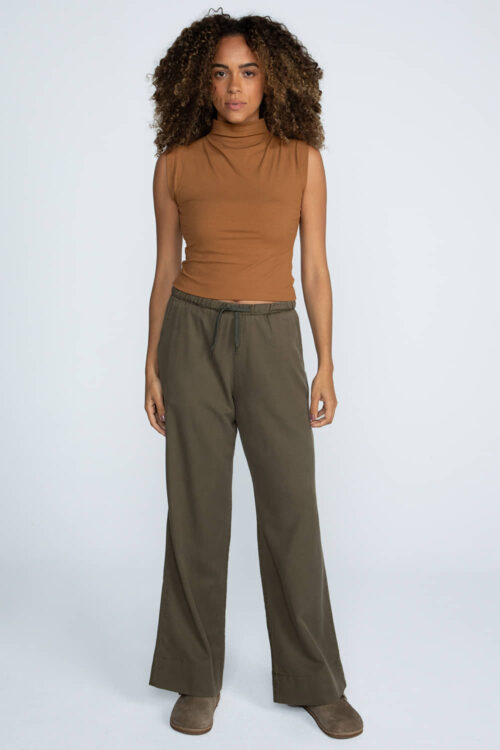 Alternative view of Cropped malha com linho